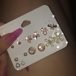 6 set of beautiful earrings